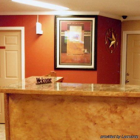 Hillcrest Inn & Suites أوزونا المظهر الداخلي الصورة